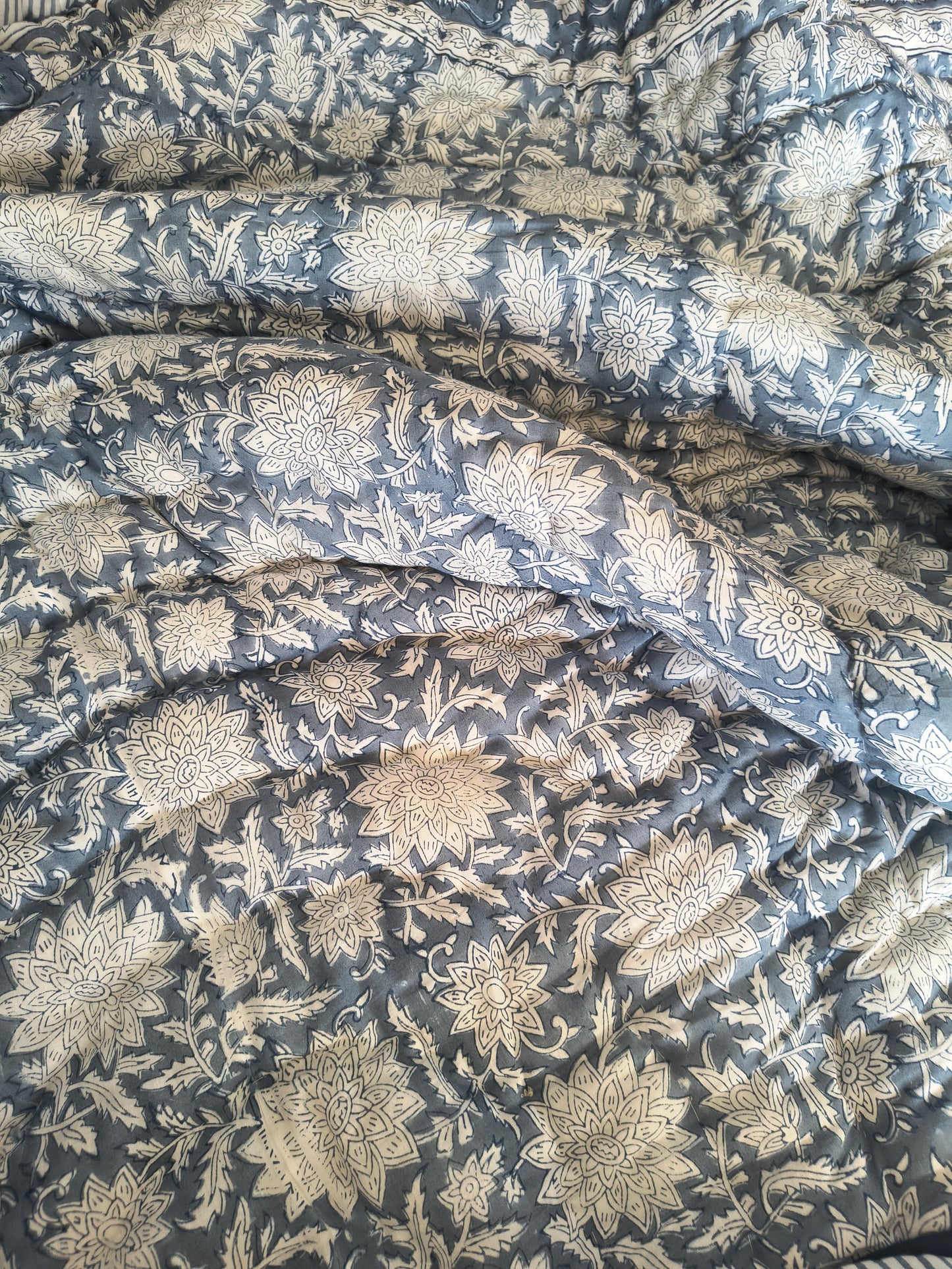 Jaipuri Hand Block Printed Cotton Razai | Soft & Lightweight Quilt